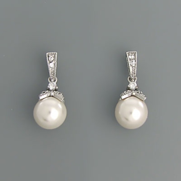 Pearl Drops